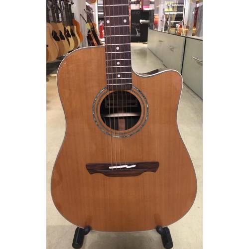 Chitarra acustica elettrificata ALHAMBRA W300CWE lucida