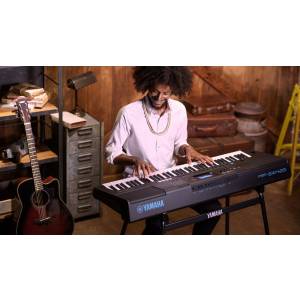 TASTIERA YAMAHA PSR-EW425